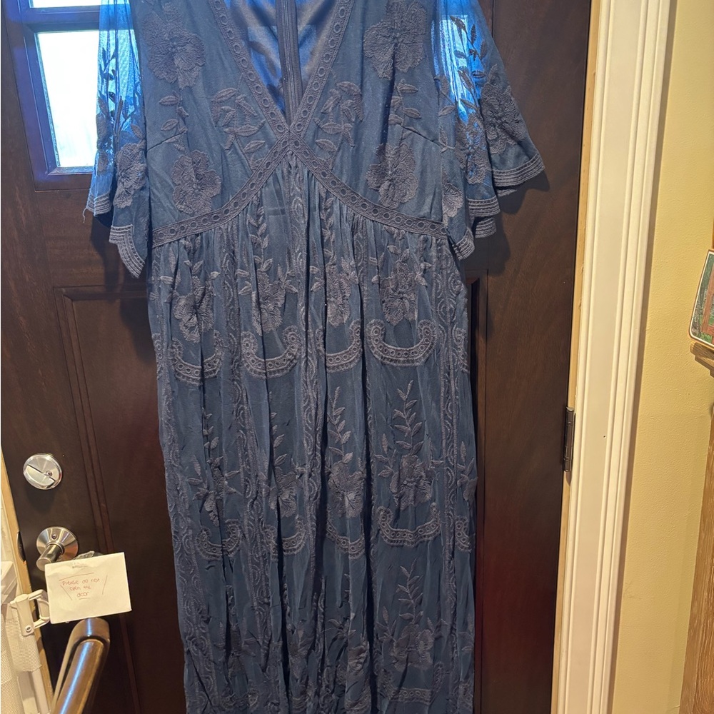 Elegant Blue Lace Dress maternity